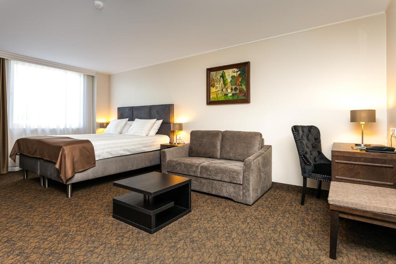 Adoryal Hotell Талин Екстериор снимка