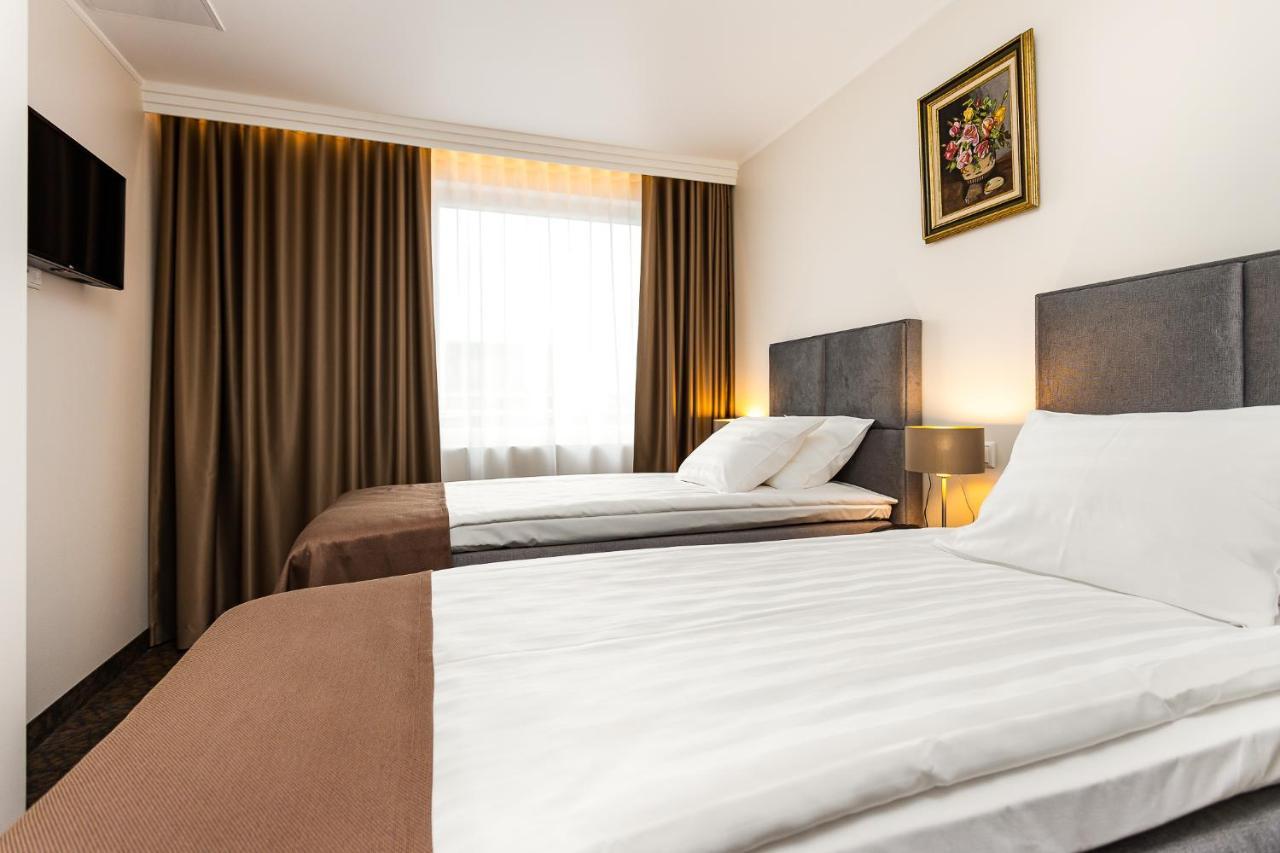 Adoryal Hotell Талин Екстериор снимка
